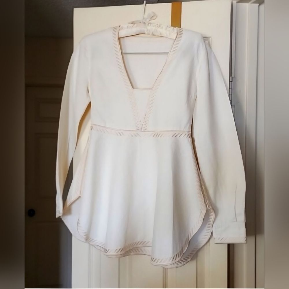 Stella McCartney Linen Blend Cream Colored Tunic With Embroidery Hem Top Size 6